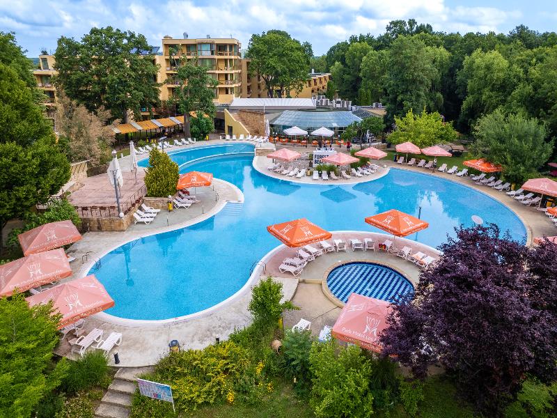 Les Magnolias Hotel image