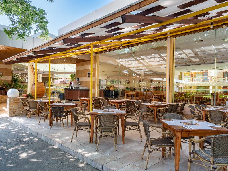 Les Magnolias Hotel image