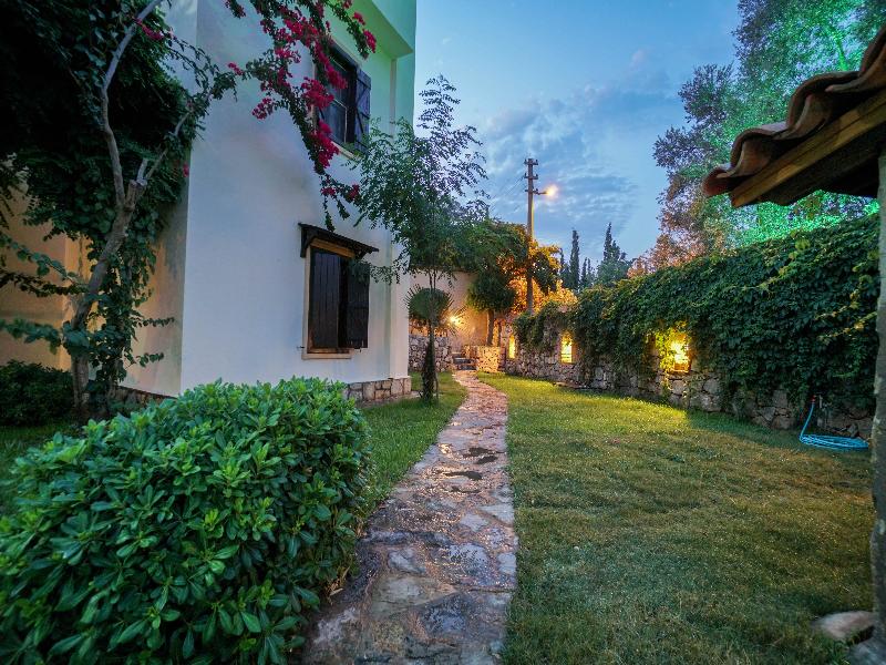 Mi̇ra Sui̇tes Otel 3