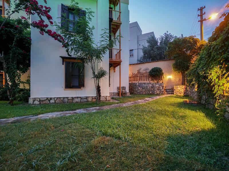 Mi̇ra Sui̇tes Otel 5