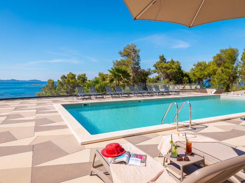 Aminess Alfir Hotel