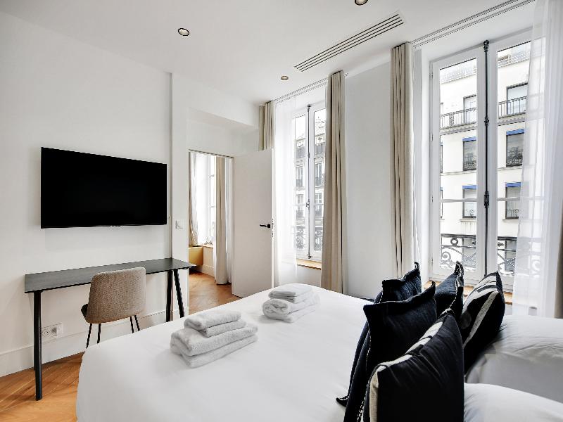 Libere Paris Haussmann image