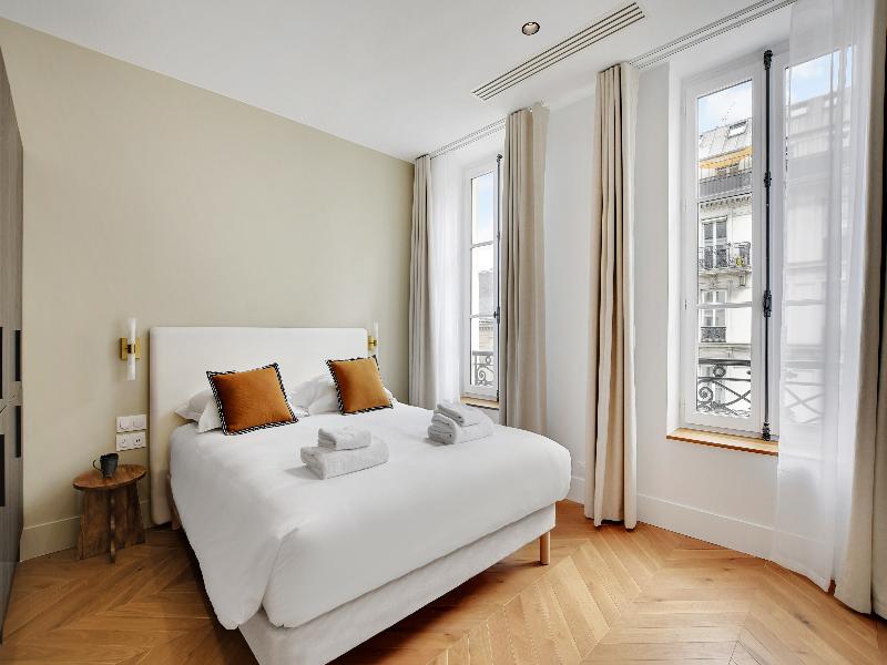 Libere Paris Haussmann image