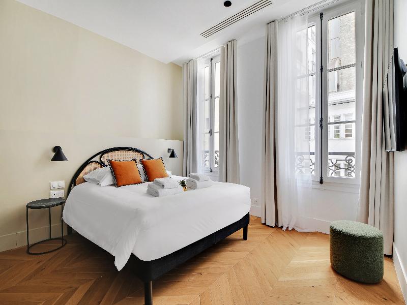 Libere Paris Haussmann image