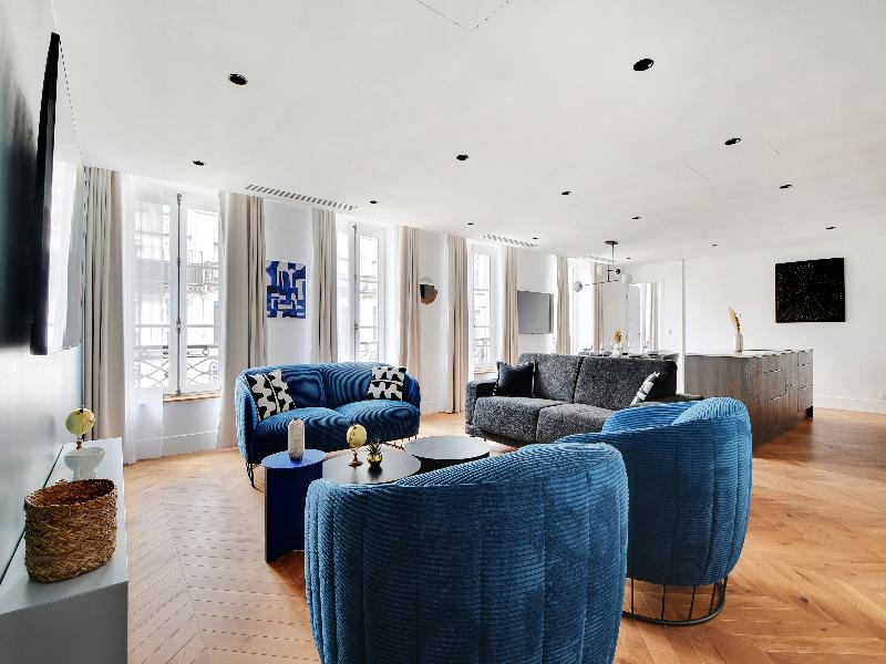 Libere Paris Haussmann image