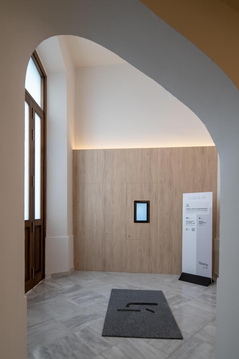 Libere Malaga Plaza Del Siglo image