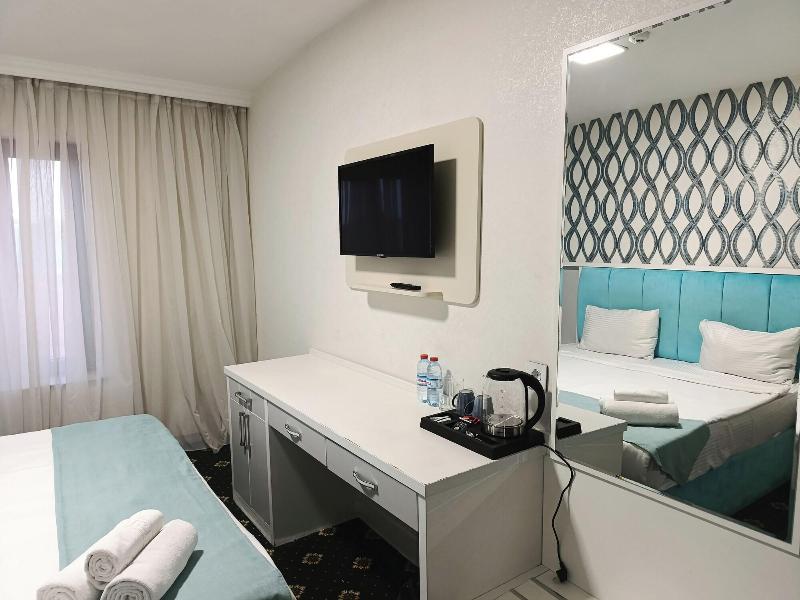 Alis Hotel Baku image