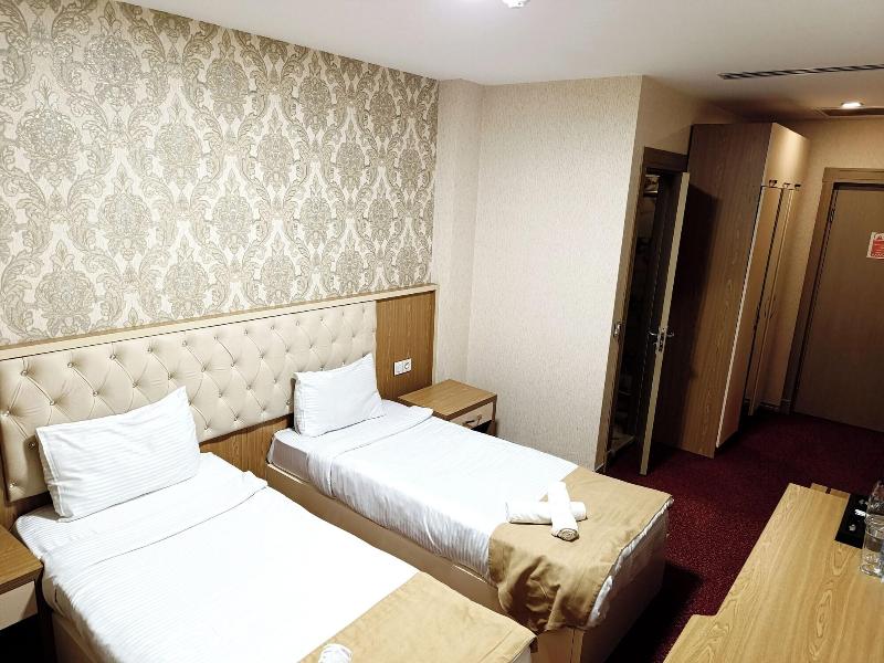 Alis Hotel Baku image