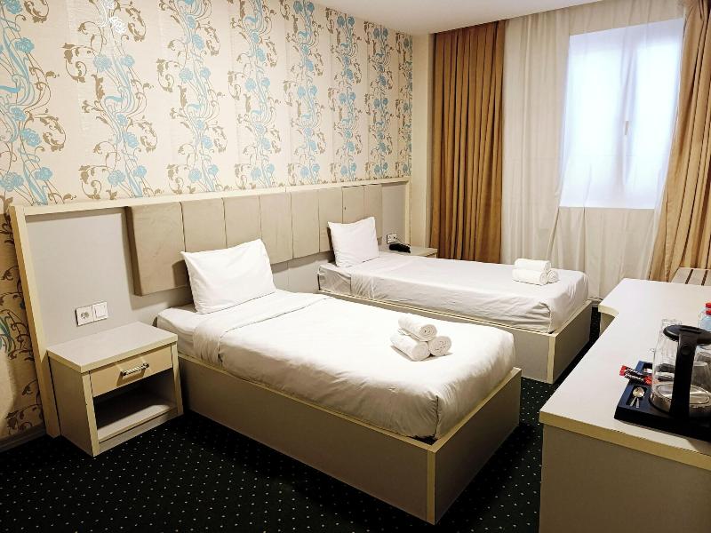 Alis Hotel Baku image