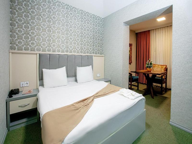 Alis Hotel Baku image