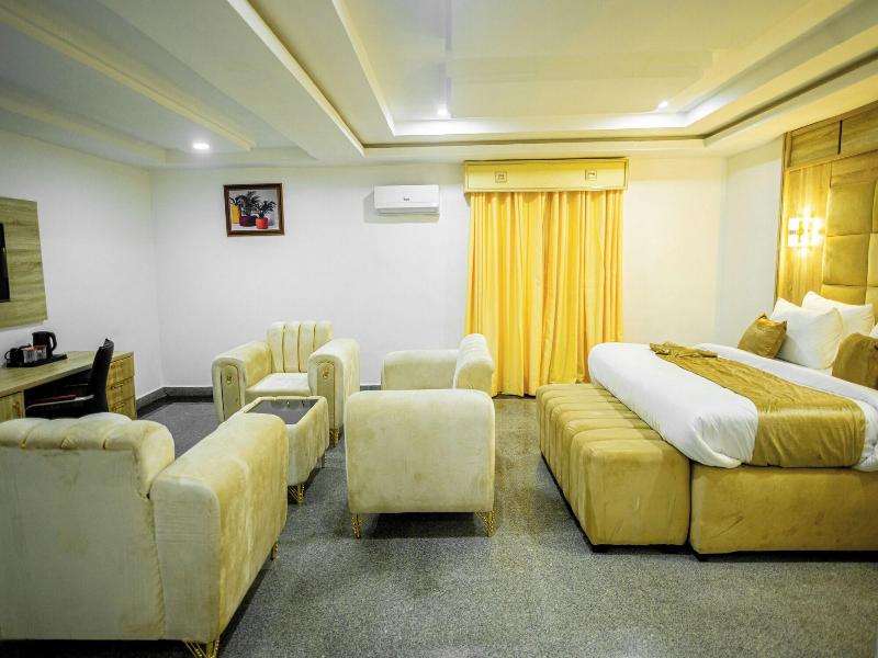 Immaculate Excellence Luxury Hotel image