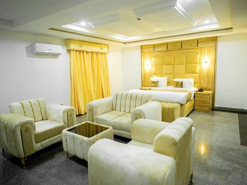 Immaculate Excellence Luxury Hotel image