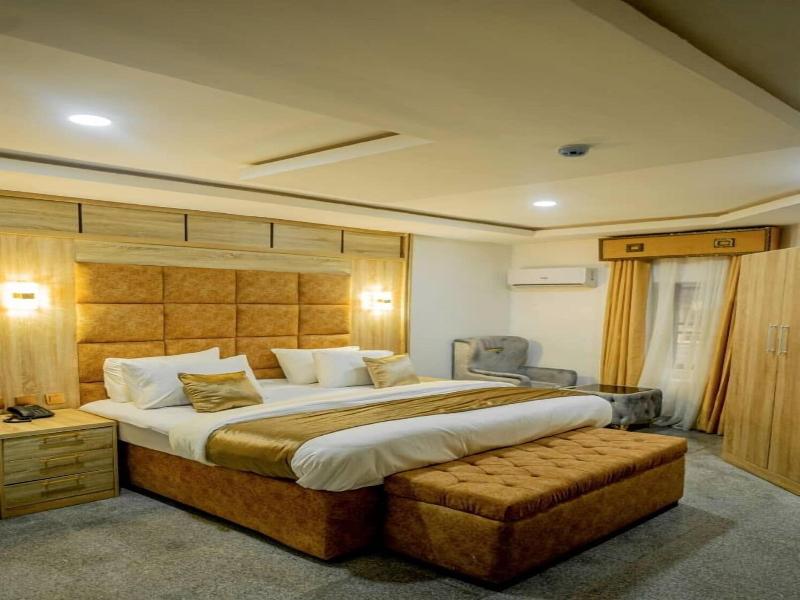 Immaculate Excellence Luxury Hotel image