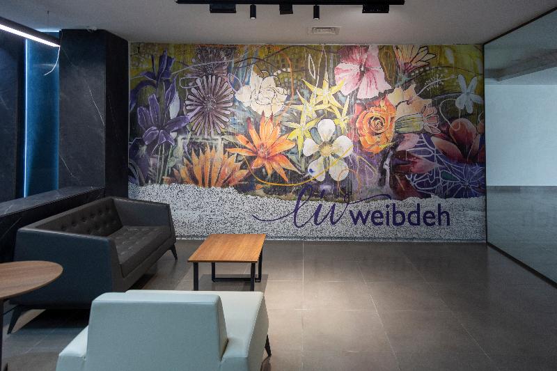 Liv Weibdeh Hotel Suites image