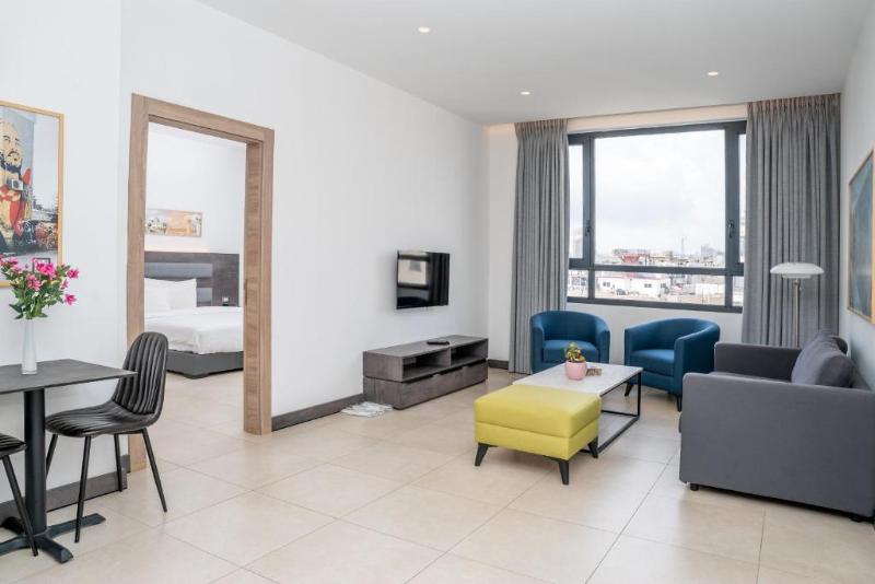 Liv Weibdeh Hotel Suites image