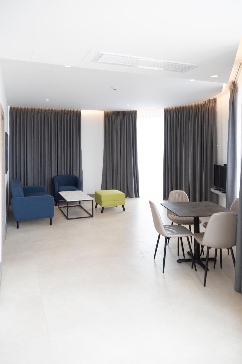 Liv Weibdeh Hotel Suites image