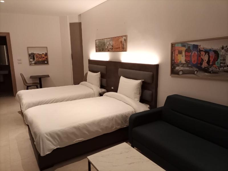 Liv Weibdeh Hotel Suites image