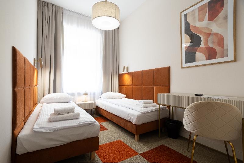 Moon Aparthotel image