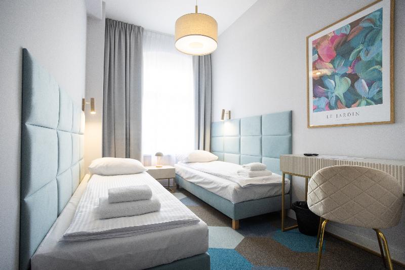 Moon Aparthotel image