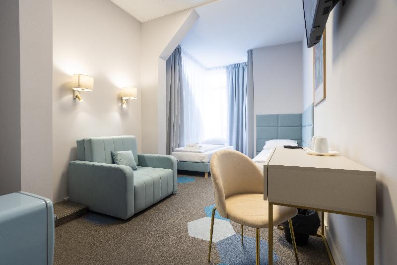 Moon Aparthotel image