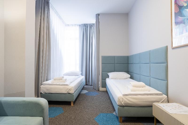 Moon Aparthotel image