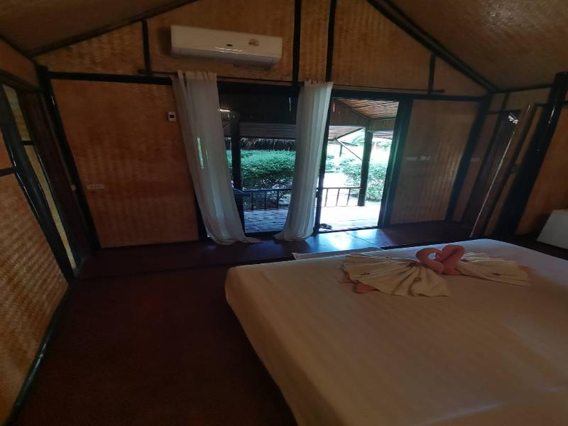 Eco Lanta Hideaway Beach Resort image