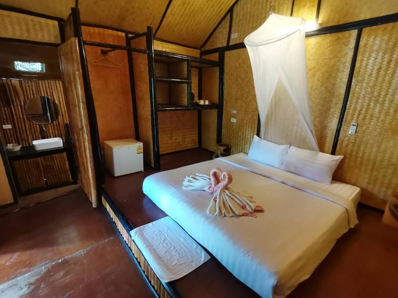 Eco Lanta Hideaway Beach Resort image