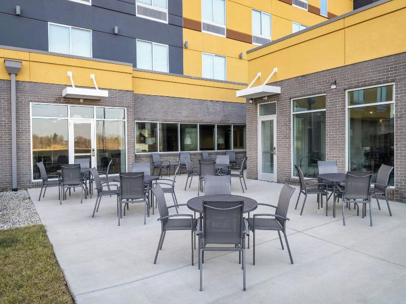 Fairfield Inn & Suites By Marriott Louisville Sh