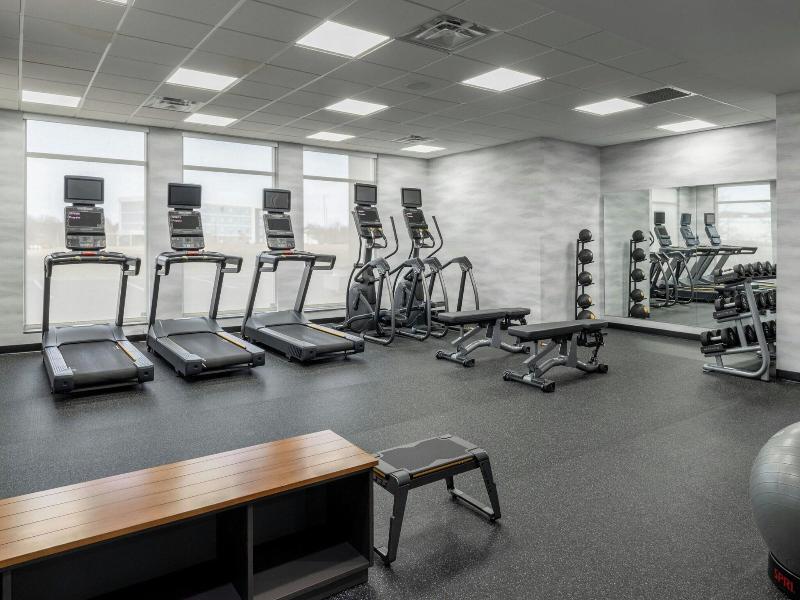 Fairfield Inn & Suites By Marriott Louisville Sh