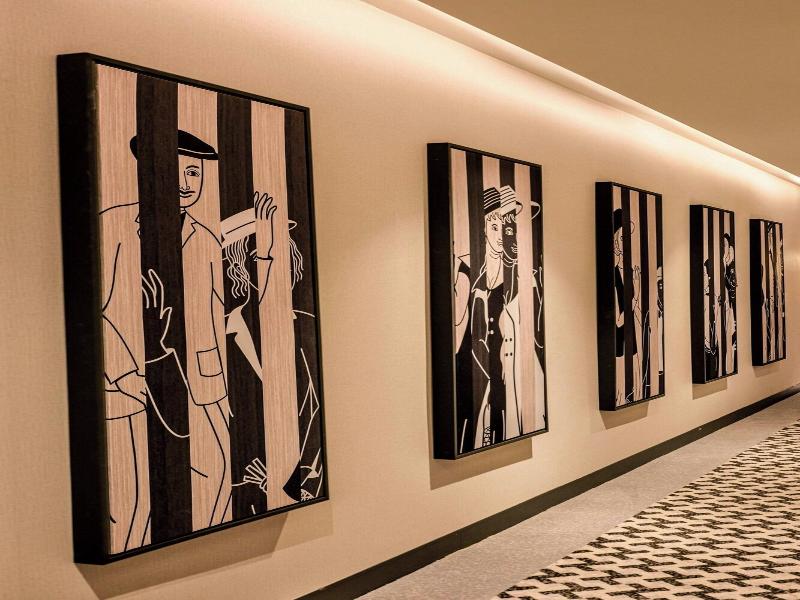 Madi Paidi Bangkok, Autograph Collection (marrio image