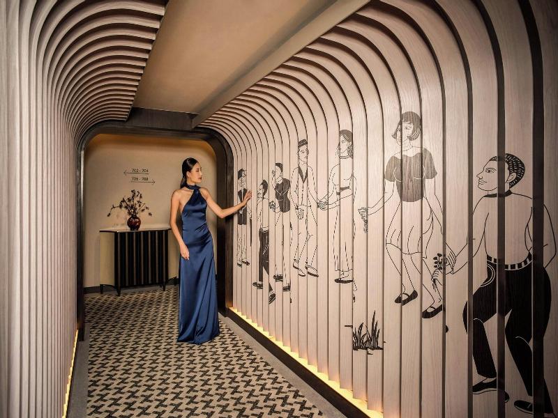 Madi Paidi Bangkok, Autograph Collection (marrio image