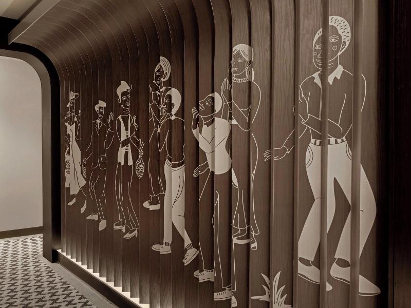 Madi Paidi Bangkok, Autograph Collection (marrio image