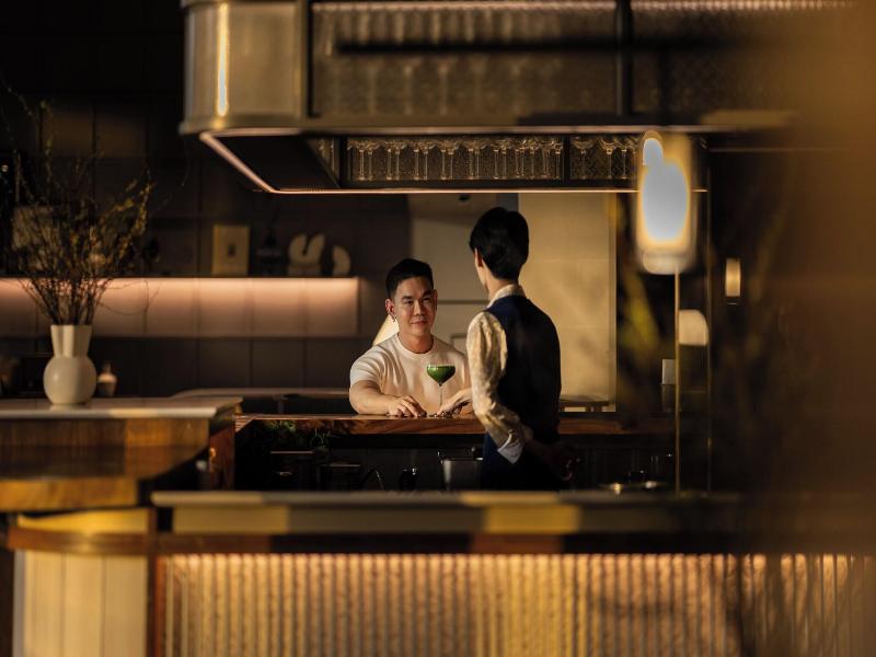 Madi Paidi Bangkok, Autograph Collection (marrio image