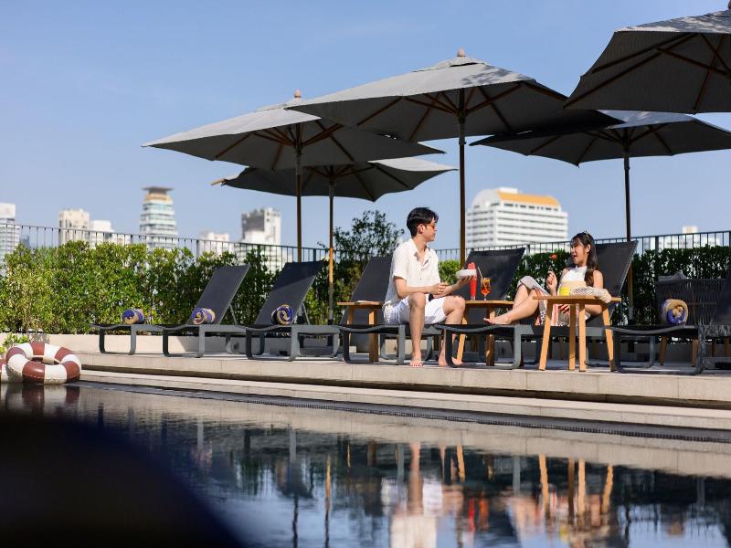 Madi Paidi Bangkok, Autograph Collection (marrio image