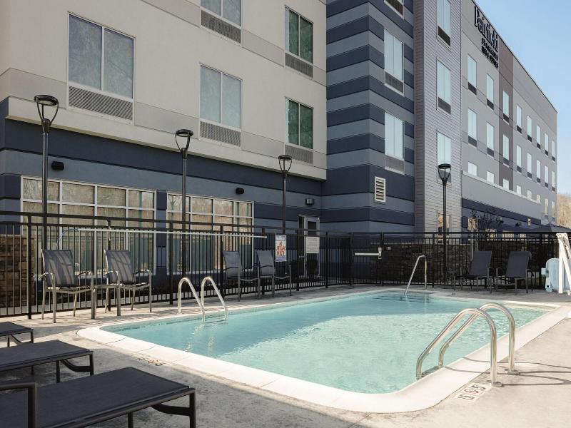 Fairfield Inn & Suites By Marriott Knoxville Nor