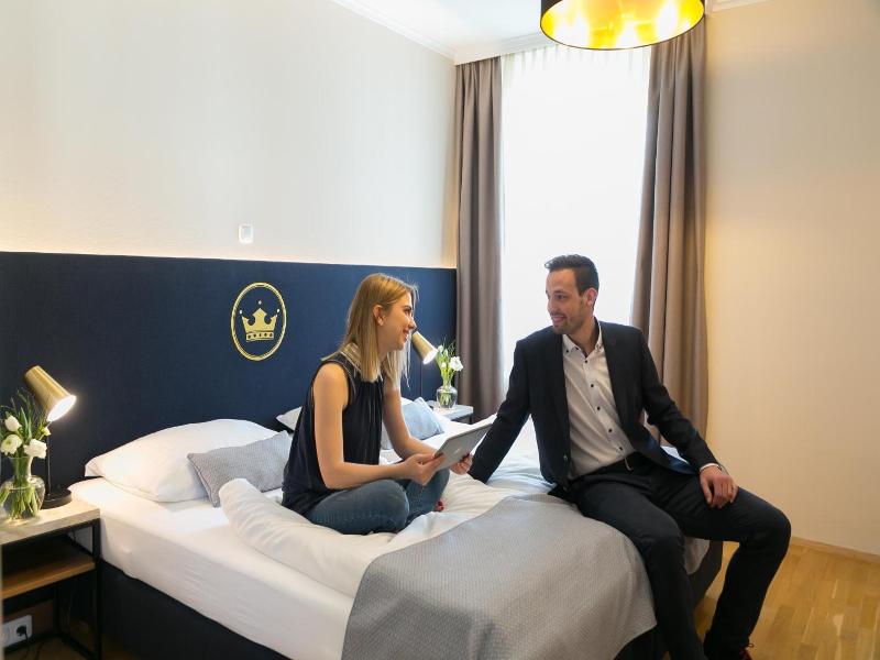 Stadthotel Zur Goldenen Krone image