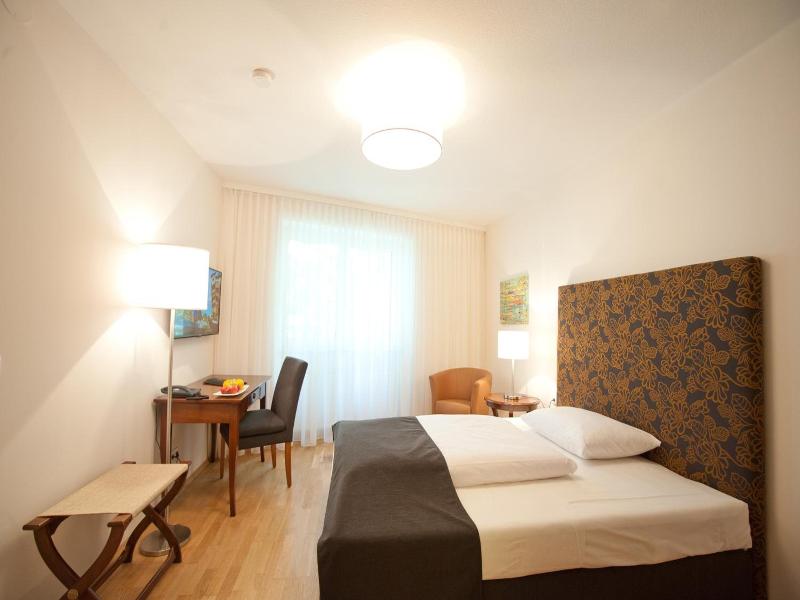 Stadthotel Zur Goldenen Krone image