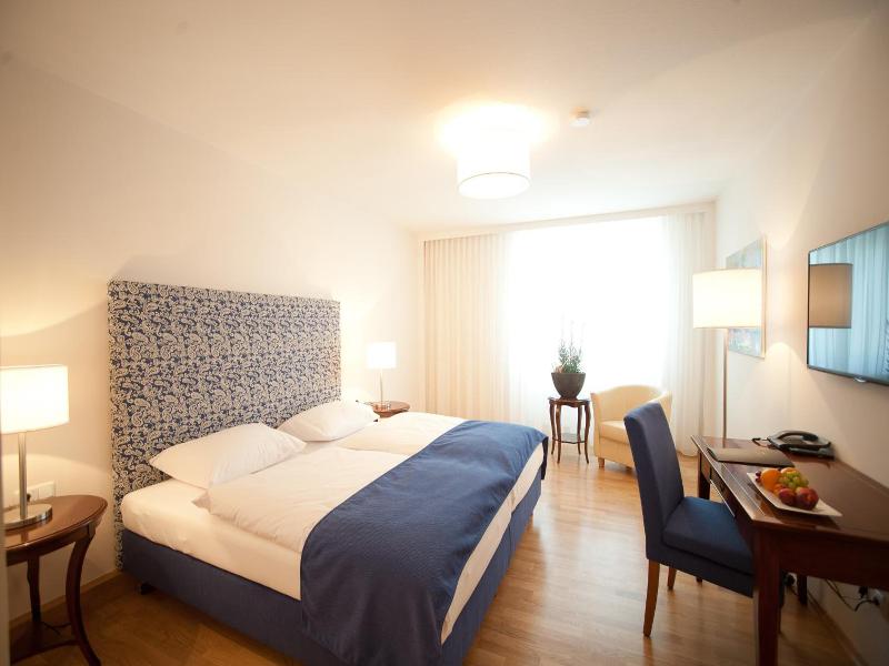Stadthotel Zur Goldenen Krone image