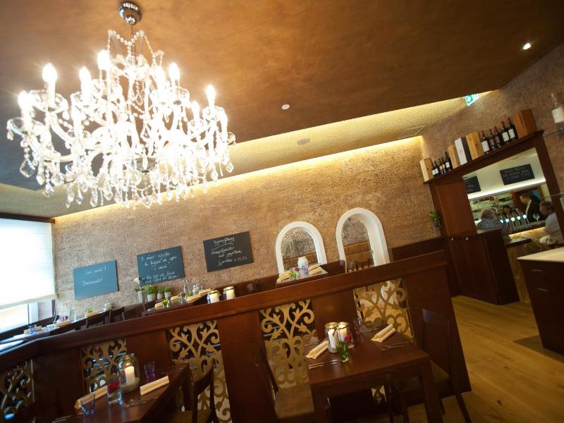 Stadthotel Zur Goldenen Krone image