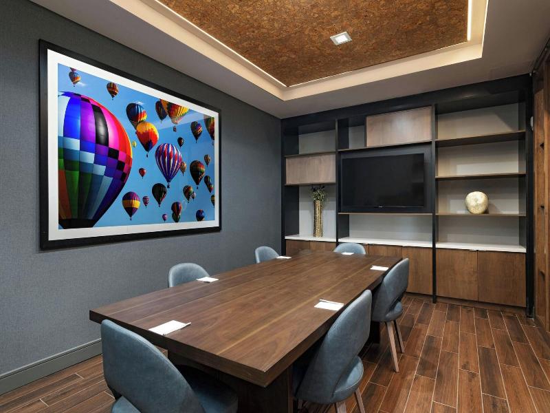 Fairfield By Marriott Inn & Suites Albuquerque U