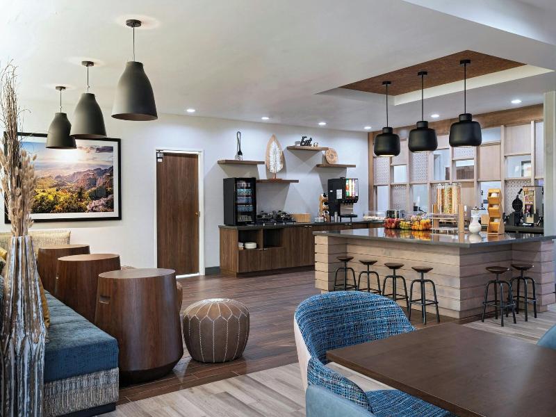Fairfield By Marriott Inn & Suites Albuquerque U