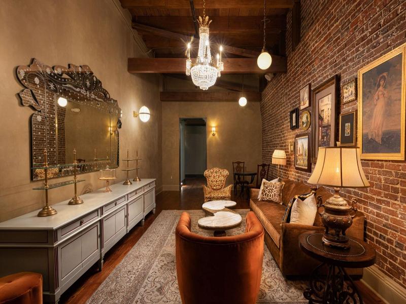 Hotel Cleo, Knoxville Downtown, A Tribute Portfo