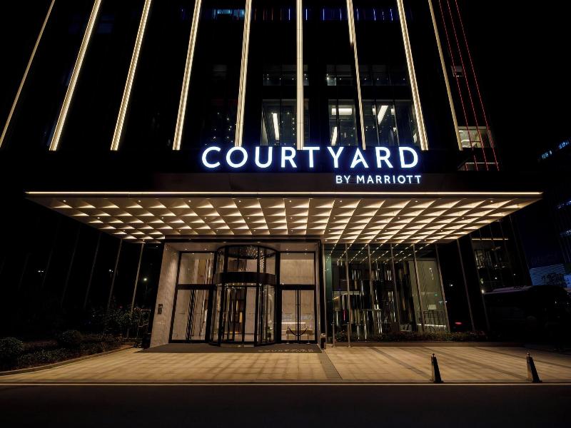 Courtyard By Marriott Nantong image