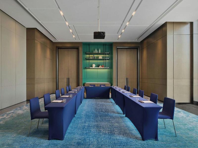 Courtyard By Marriott Nantong image
