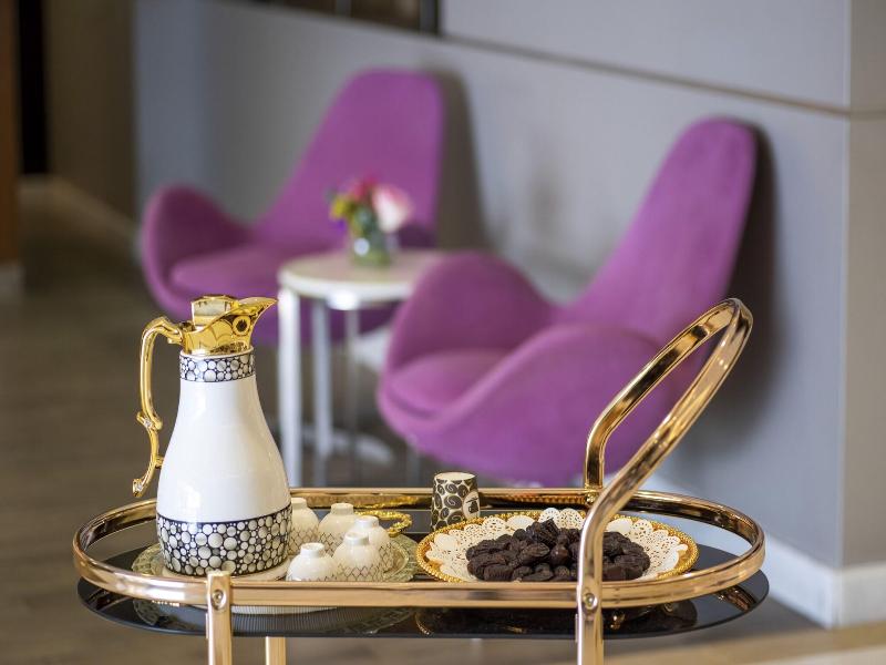 Howard Johnson Plaza By Wyndham Dubai Deira image