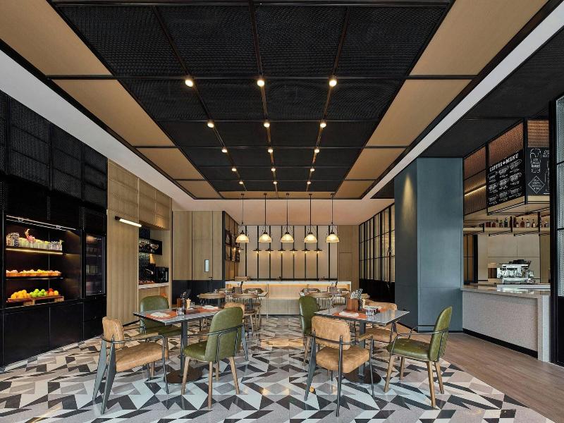 Four Points By Sheraton Qingdao, Chengyang East image