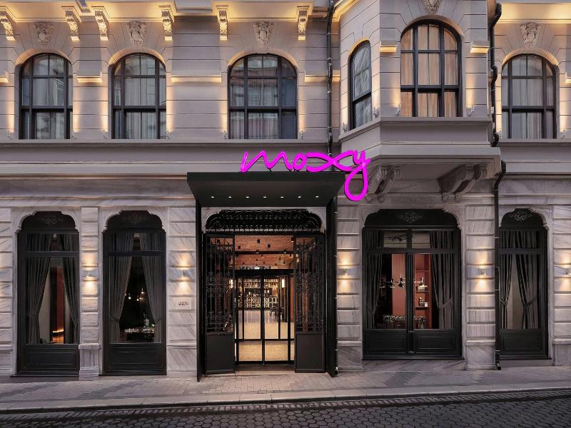 Moxy Istanbul Taksim image