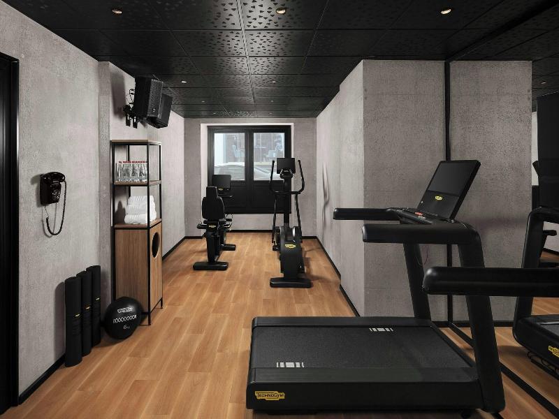 Moxy Istanbul Taksim image
