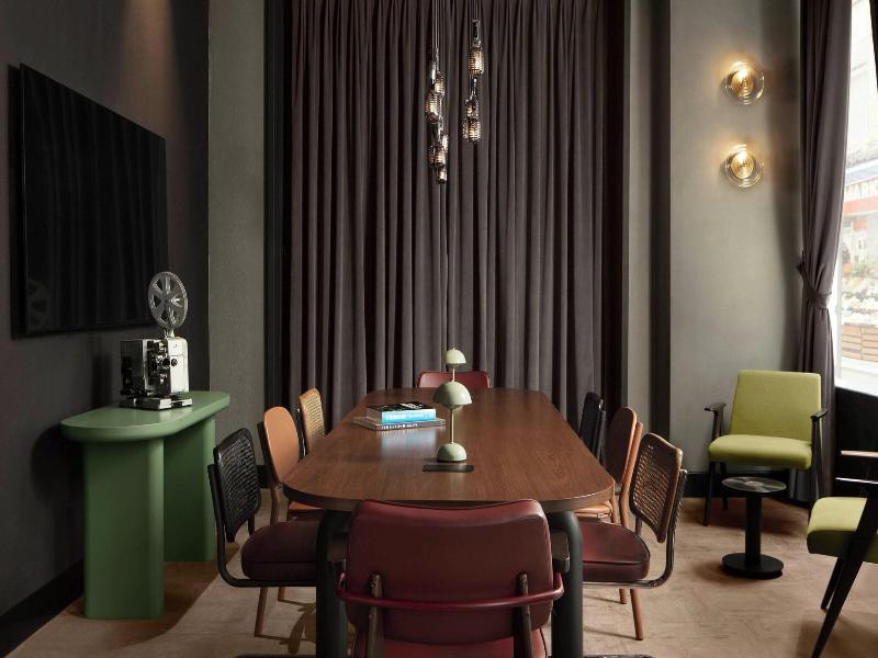 Moxy Istanbul Taksim image