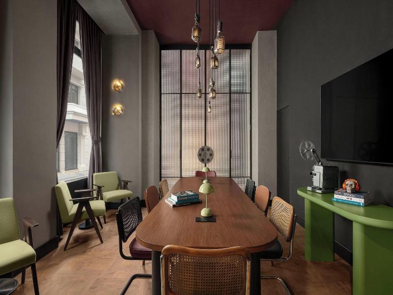 Moxy Istanbul Taksim image